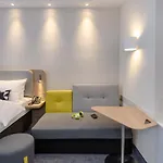 酒店 Express By Ihg 3*