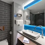 Express By Ihg 酒店 3*