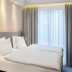 Express By Ihg 3*