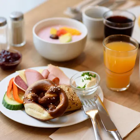 Express By Ihg 3* غوتنغن