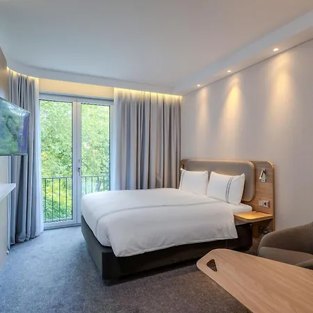 Premier Hotel