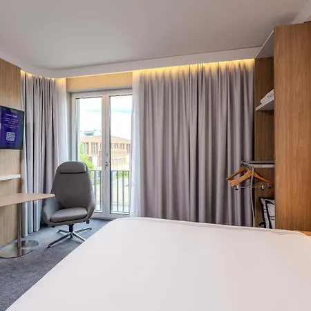 Premier Hotel 3*
