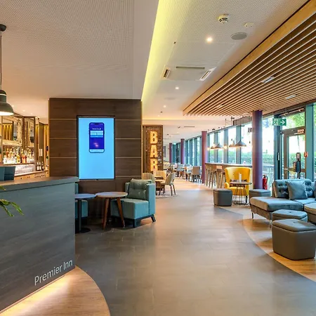 Premier Hotel