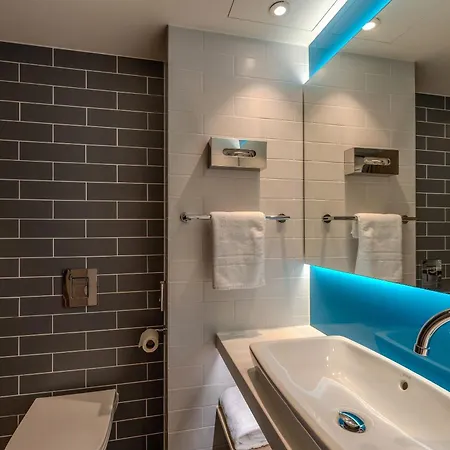 Premier Hotel