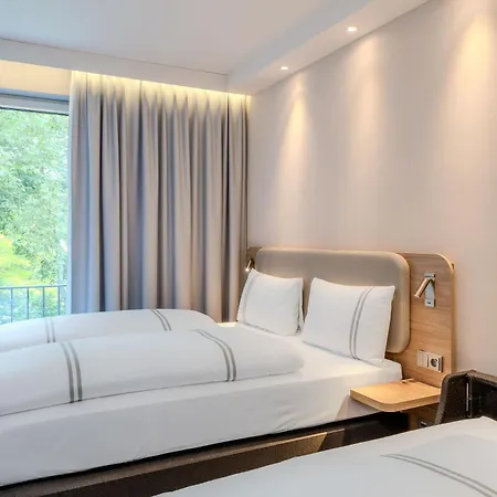 Hotel Premier 3*