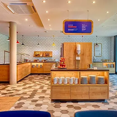 Premier Hotel