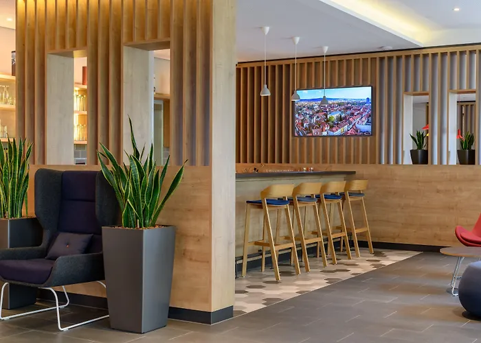 Express By Ihg מלון